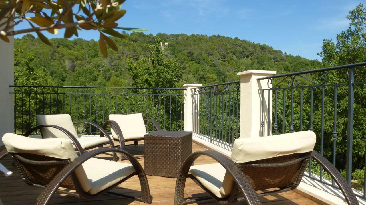 Le Vallon Des Oliviers Bed and Breakfast Montauroux Εξωτερικό φωτογραφία