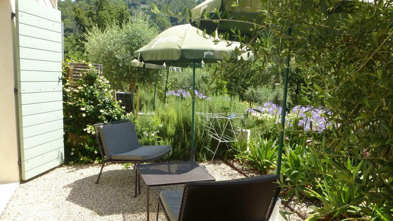 Le Vallon Des Oliviers Montauroux Εξωτερικό φωτογραφία