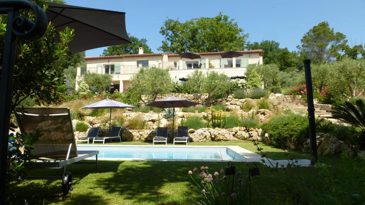 Le Vallon Des Oliviers Bed and Breakfast Montauroux Εξωτερικό φωτογραφία